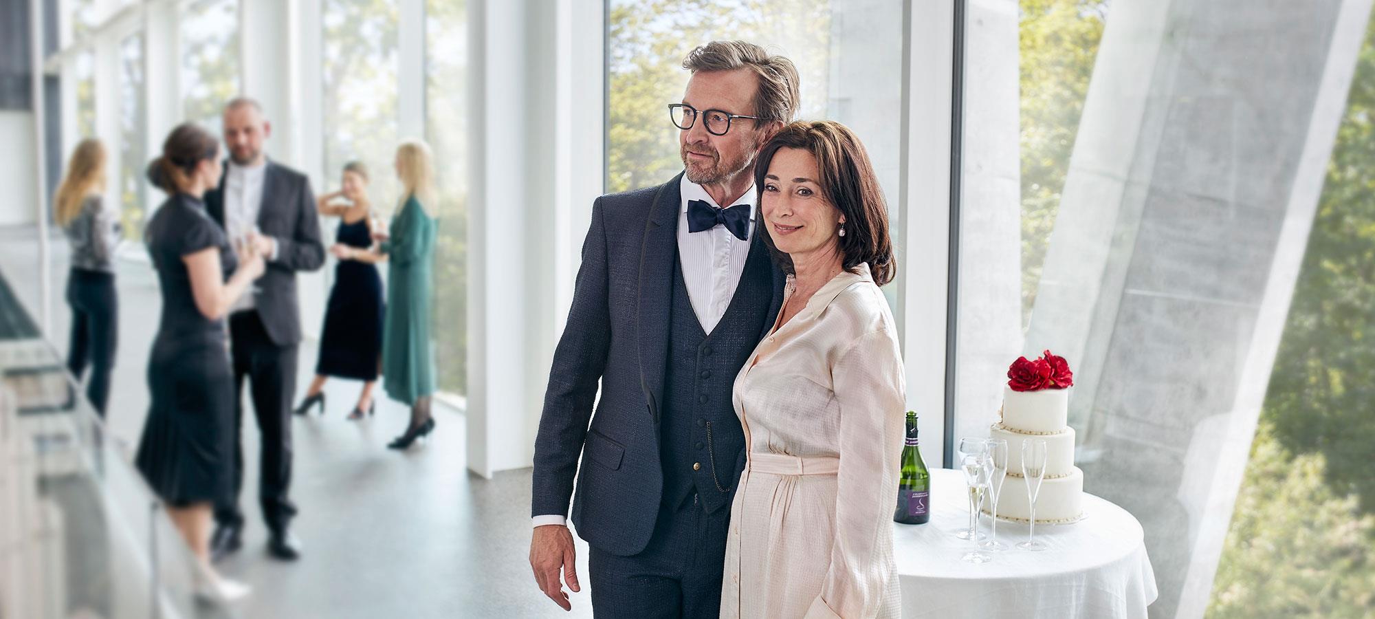 Sobre el oído - mujer de perfil